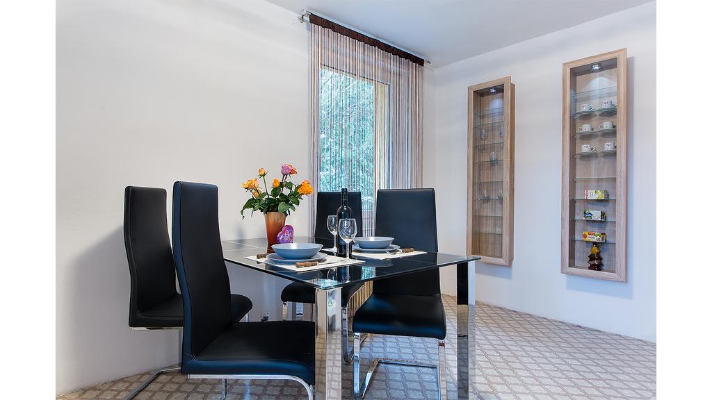 Apartment Vrane